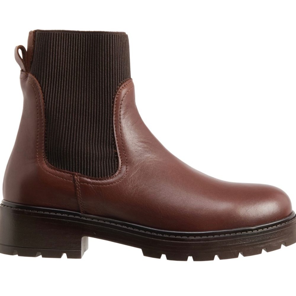 Boots. Bootlegger Made in Portugal Cerny Ribbed Knit Chelsea Boots - Leather